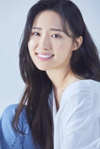 Park Ye-Ni