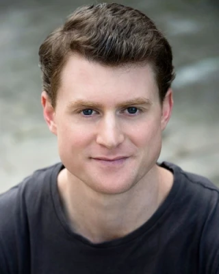 Simon Lee