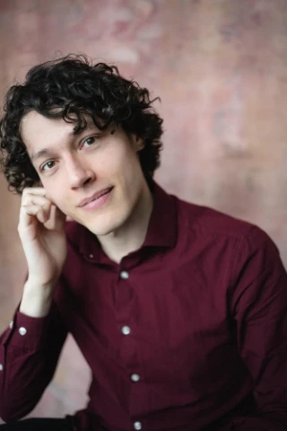 Tomás Barry