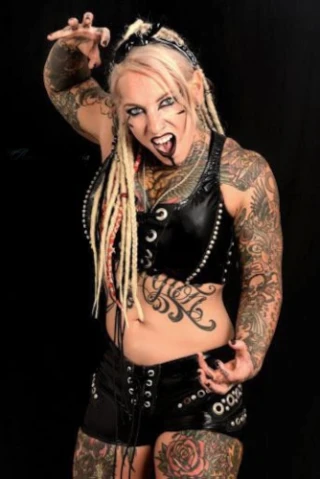 Lindsay Snow