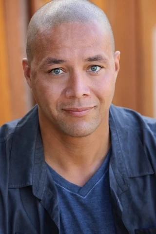Damien Coates
