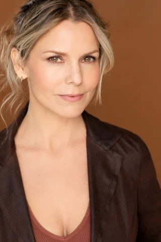 Stephanie Entin