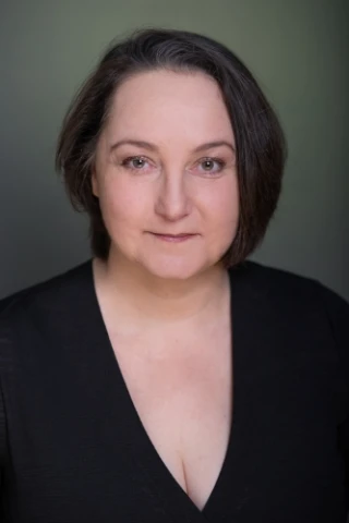 Carolyn Saint-Pé