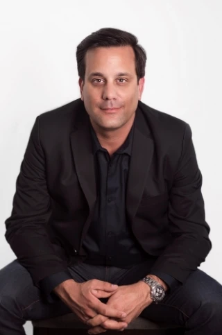 Daniel E. Catullo