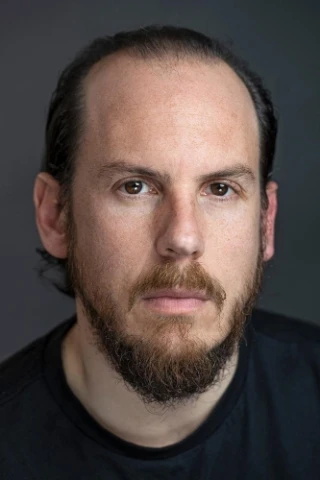 Peter Rundle