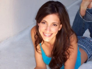 Annie Girard