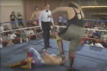 UWF 2