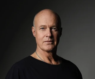 Stefan Sauk