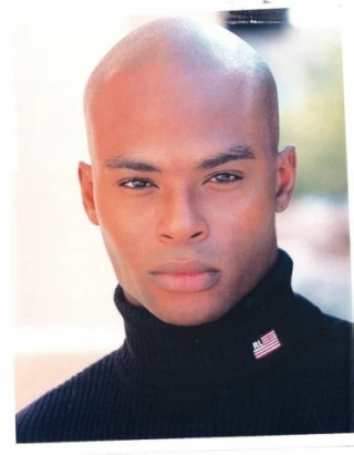 Lee Marks
