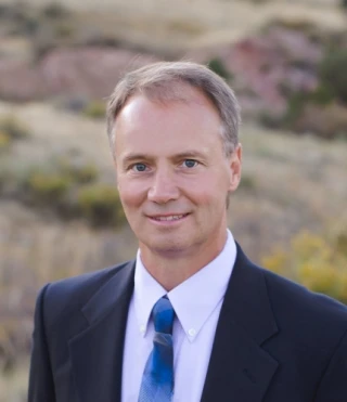 Derek W Harris