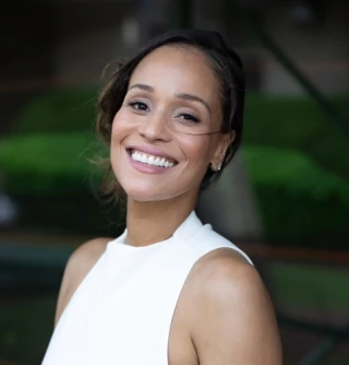 Eliza Ramos