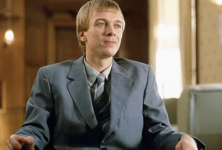 Steven Robertson