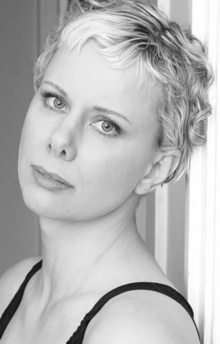 Jodi James