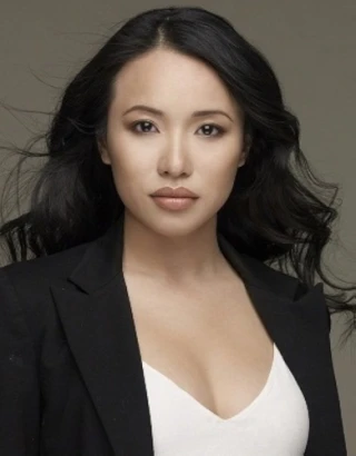 Thuy Ho