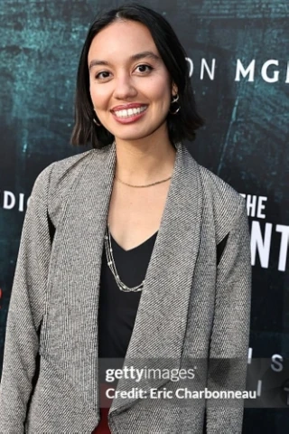 Cynthia Valenzuela