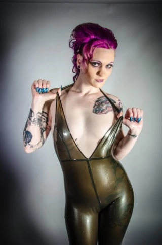 Lyrik Allure