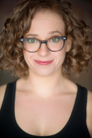 Felicia Blum
