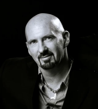 Darren Buckner