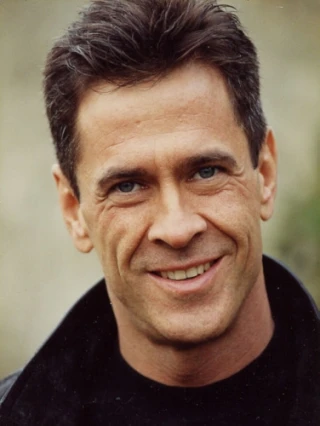 Dan Ireland
