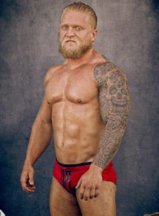 Nik Aliss