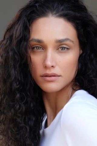 Débora Nascimento