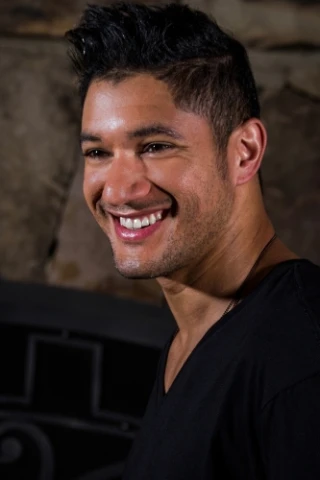Brandon Akira