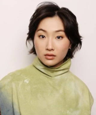 Christine Heesun Hwang