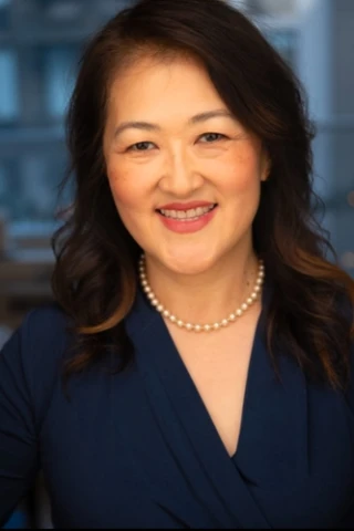 Suzie Cho