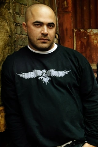 Aaron Lewis