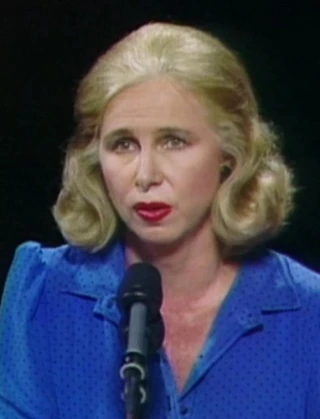Georgie Anne Geyer