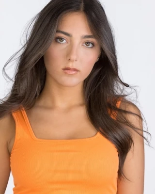 Vanessa Urzia