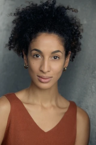 Carmela Bonomi