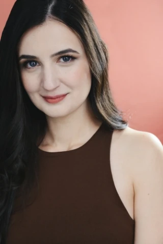 Leah Barker
