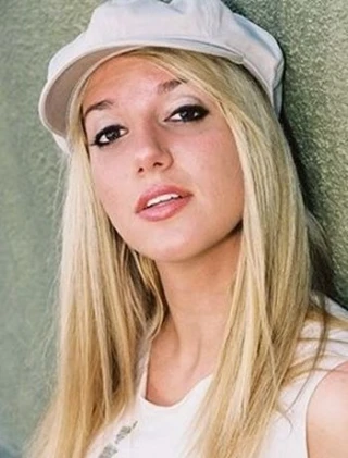 Nadia Dina Ariqat