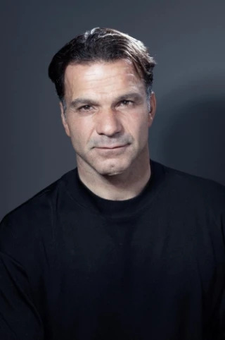 Tom Rezvan