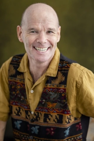 Isaac D Lucas