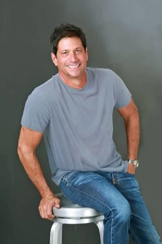 Martin Jay Weiss