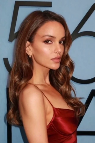 Victoria Hande