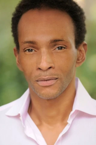 Gil Williams