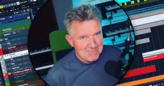 Lee Riley