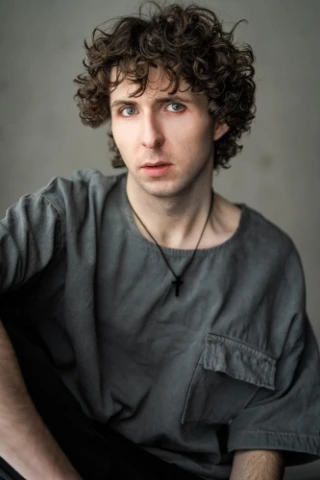 Arlo Carter