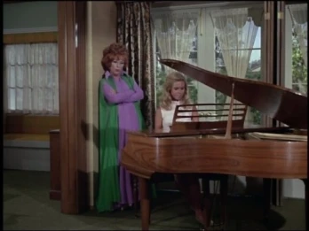 Samantha on the Keyboard