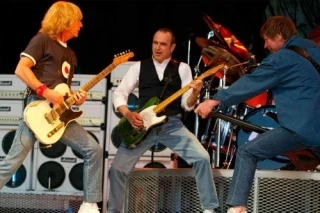 Status Quo