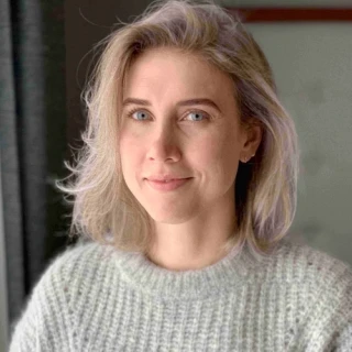 Eileen Jones