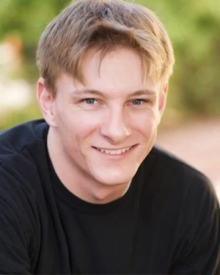 Lee Elmergreen