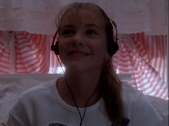 Annie Bails