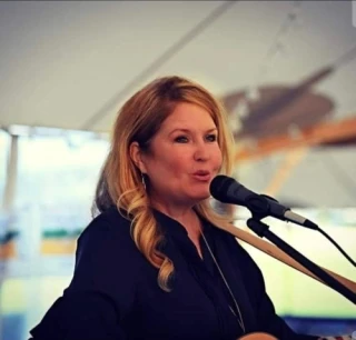 Karen Phillips