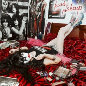KISS & Makeup