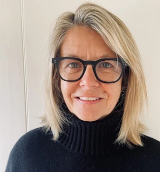 Louise Cross
