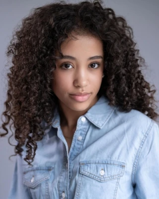 Kimia Lamour
